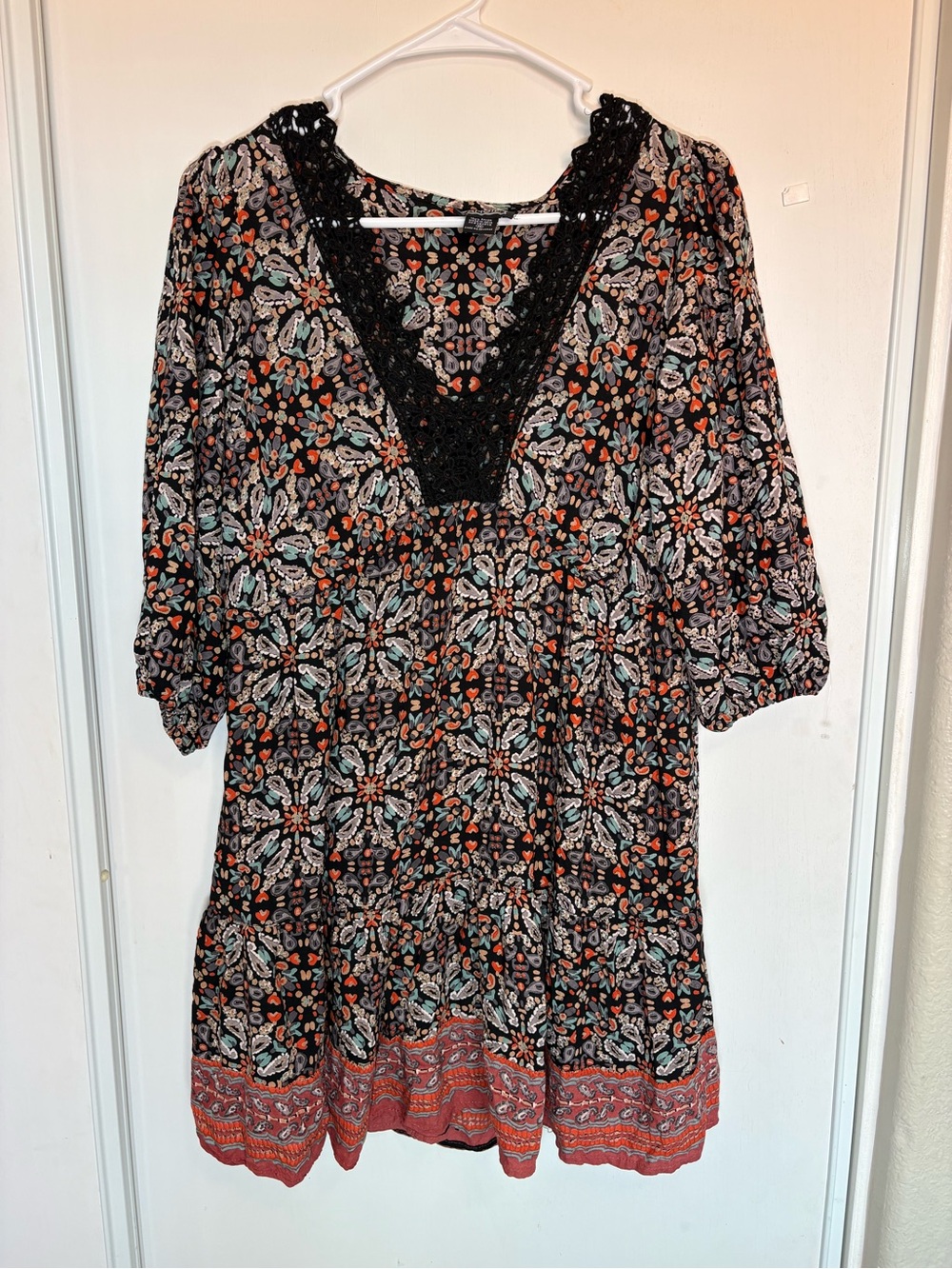Angie Boho Floral Dress Lace Tiered‎ Womens Medium Black Cottage Fairygrunge